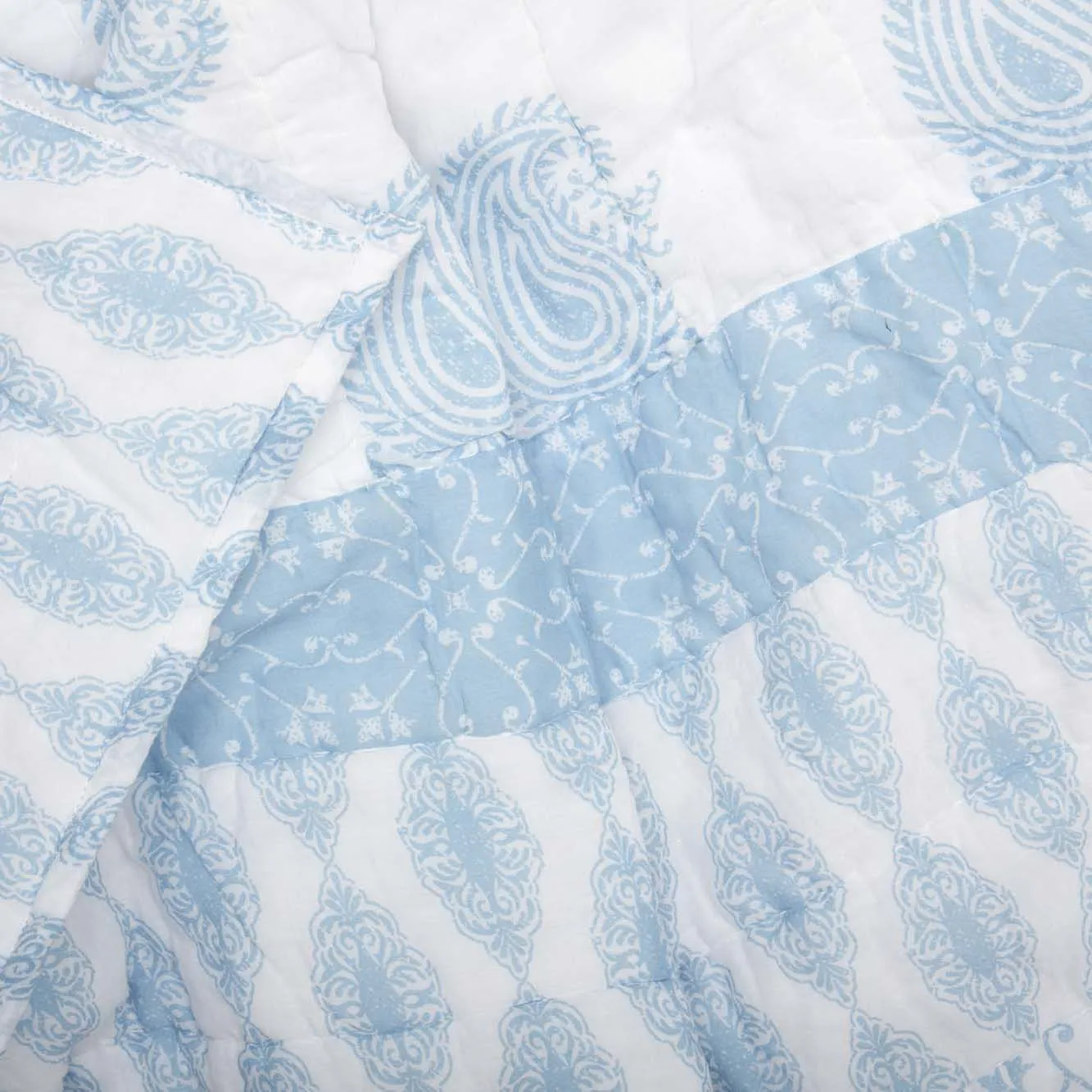 Avani Quilt