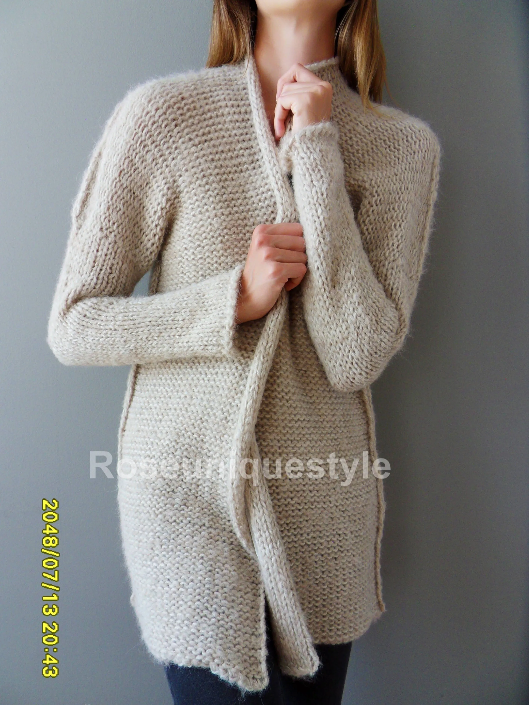 Chunky knit  Cream/Beige  women knit  cardigan.