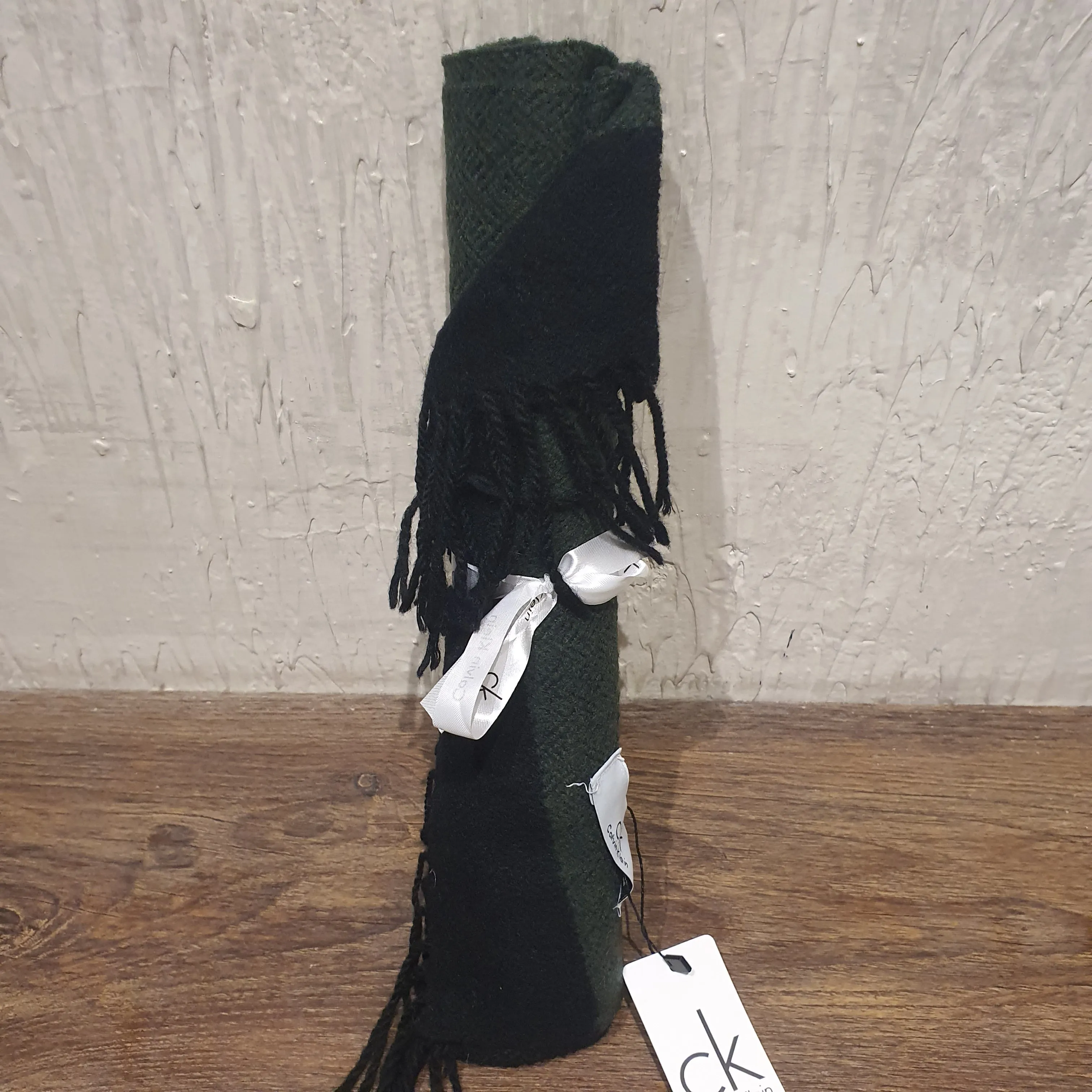 Green | Soft & Cozy Woolen Scarf