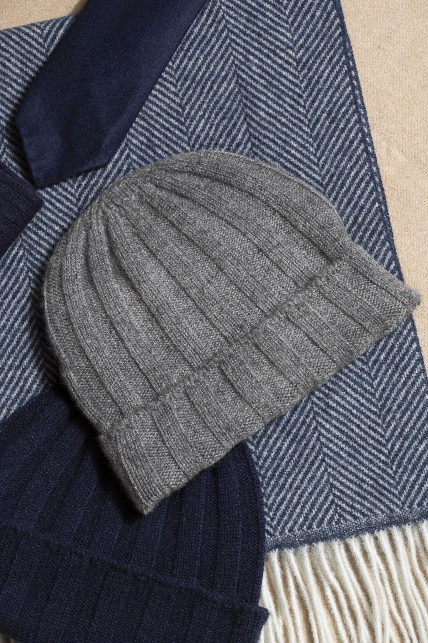 Grey Cashmere rib knit beanie - Made in Italy