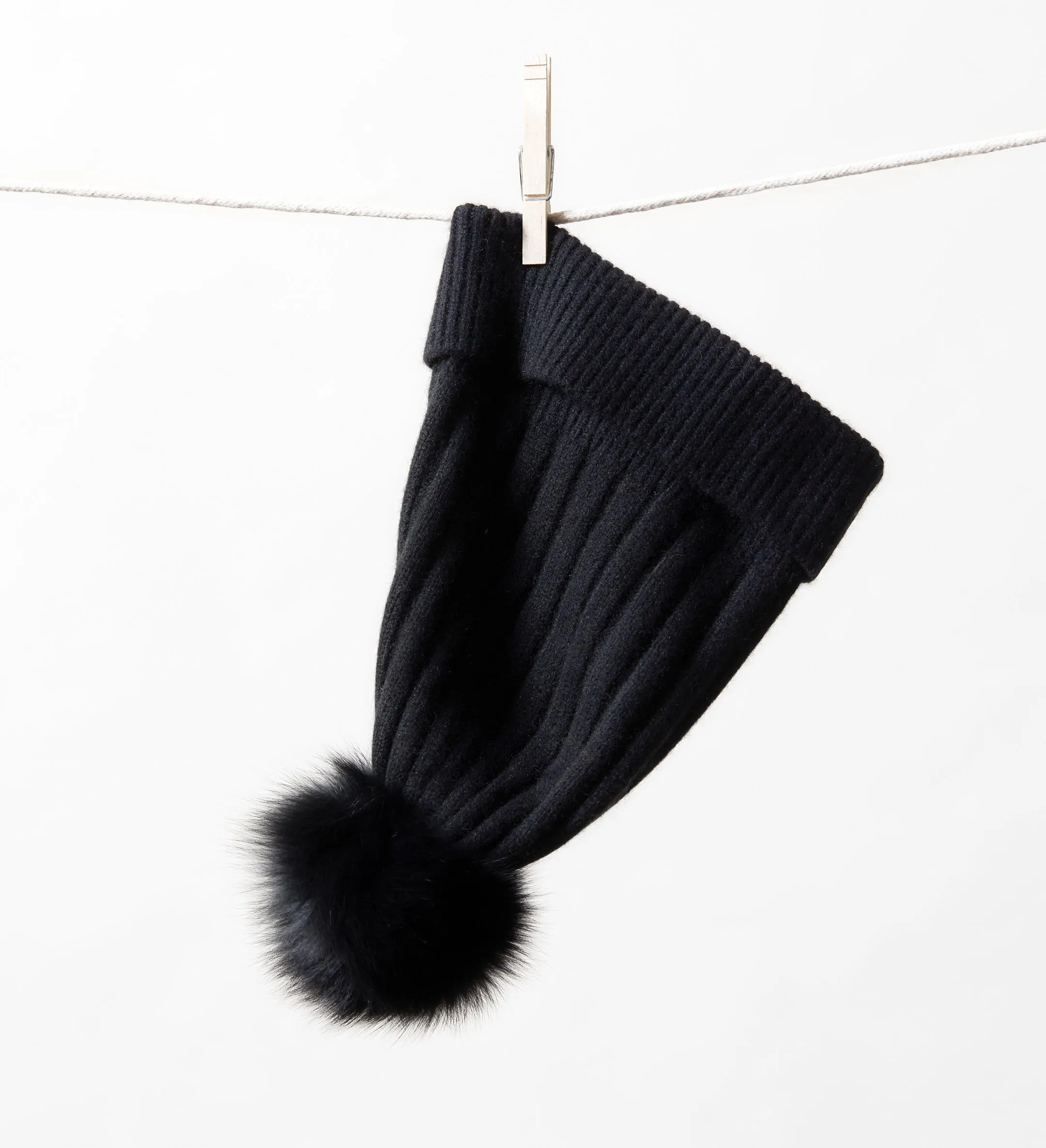 The Removable Pom-Pom Cashmere Beanie