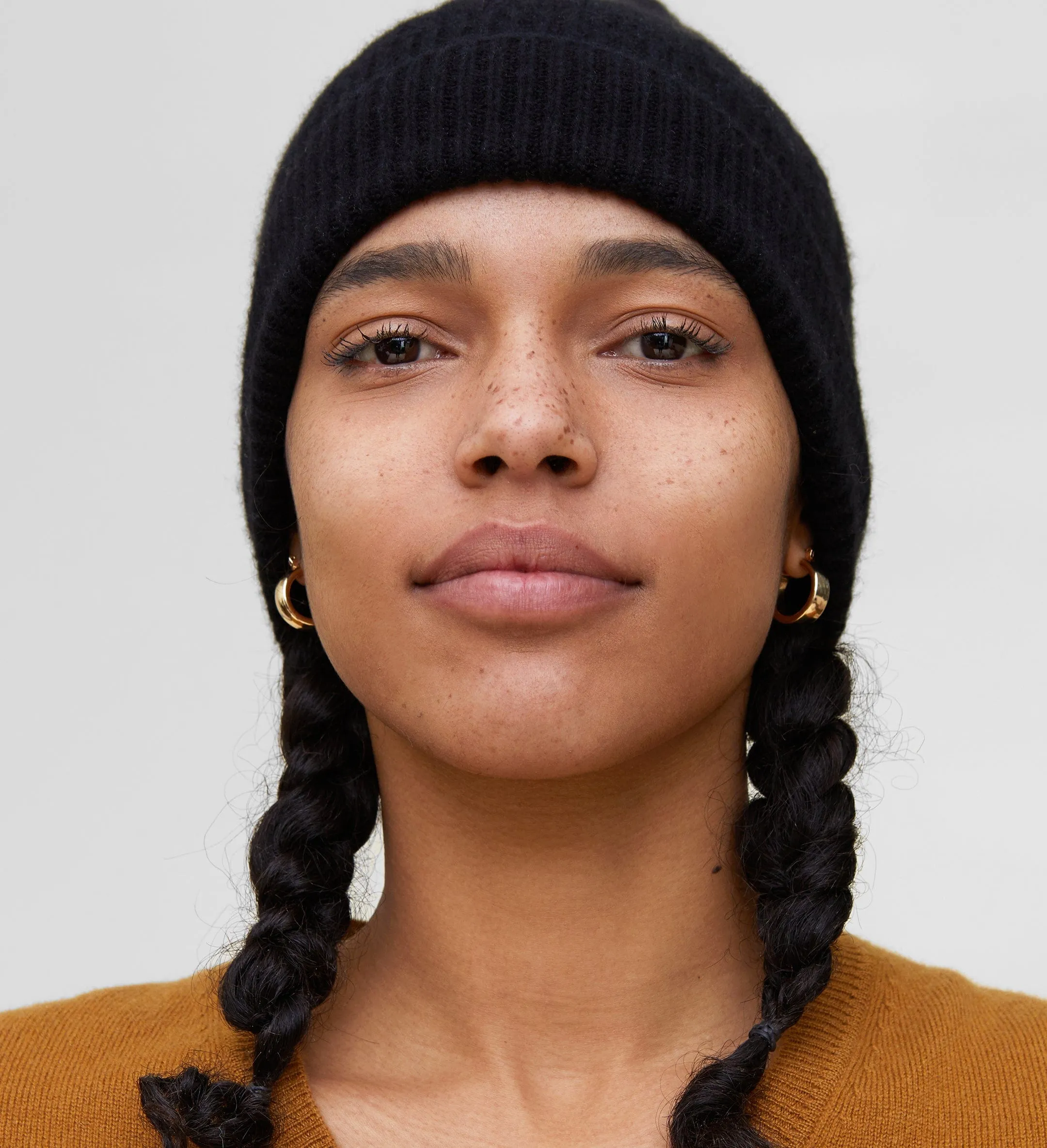 The Removable Pom-Pom Cashmere Beanie